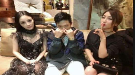 娱乐圈吃瓜群众直播在哪看